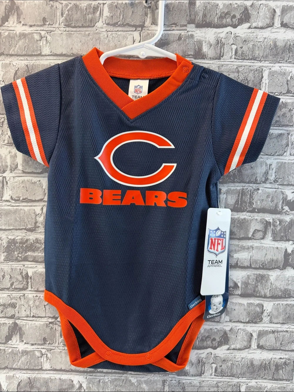 NWT NFL Chicago Bears Infant Bodysuit in Navy and‎ Orange